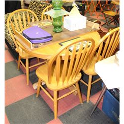 OAK DINING TABLE WITH LEAF AND FOUR SIDE CHAIRS