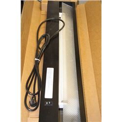 NEW 30" TASK LIGHT X2