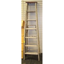 7 FOOT WOODEN STEP LADDER