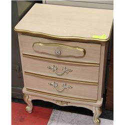 END TABLE 20" X 14" X 25"