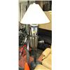 Image 1 : FLOOR LAMP WITH SHADE