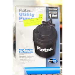 NEW SUBMERSIBLE SUMP PUMP IN BOX