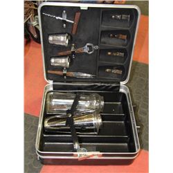 PORTABLE BAR SET WITH BAR TOOLS IN CASE