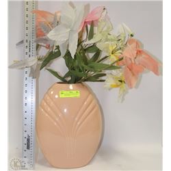 LARGE PEACH COLOURED VASE WITH FLOWERS