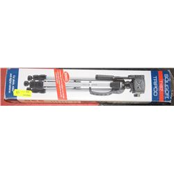 SOLIGOR T157 CAMERA TRI-POD