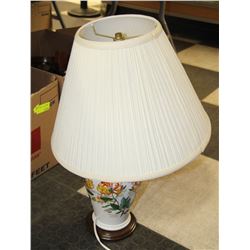 VINTAGE LAMP