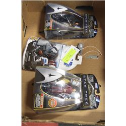 3 FIGURES STAR TREK NERO,STAR TREK CADET MCCOY &
