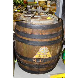 ANTIQUE DAISY BARREL