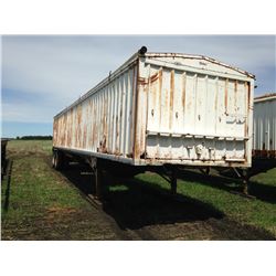 OLDER 40' TANDEM GRAIN TRAILERS