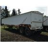 Image 2 : OLDER 40' TANDEM GRAIN TRAILERS