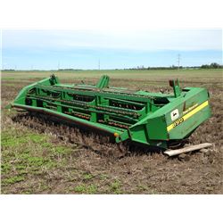 JOHN DEERE 890 - 16' HAY HEADER
