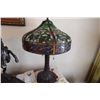 Image 1 : Tiffany Style Table Lamp