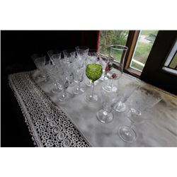 Pinwheel Wine Glasses (Assorted)