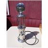 Image 2 : Liquor Dispenser Gas Pump