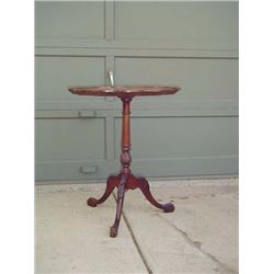 Old Mahogany Pie Crust Occasional Table