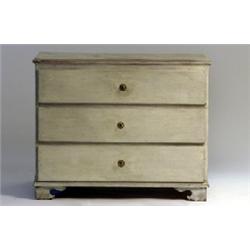 Chest of drawers, 1800-1850. H 79, W 98.