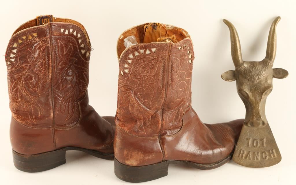 101 Ranch Cowboy Boots & Boot Jack