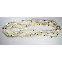 Elegant Ladies Freshwater Pearls Necklace