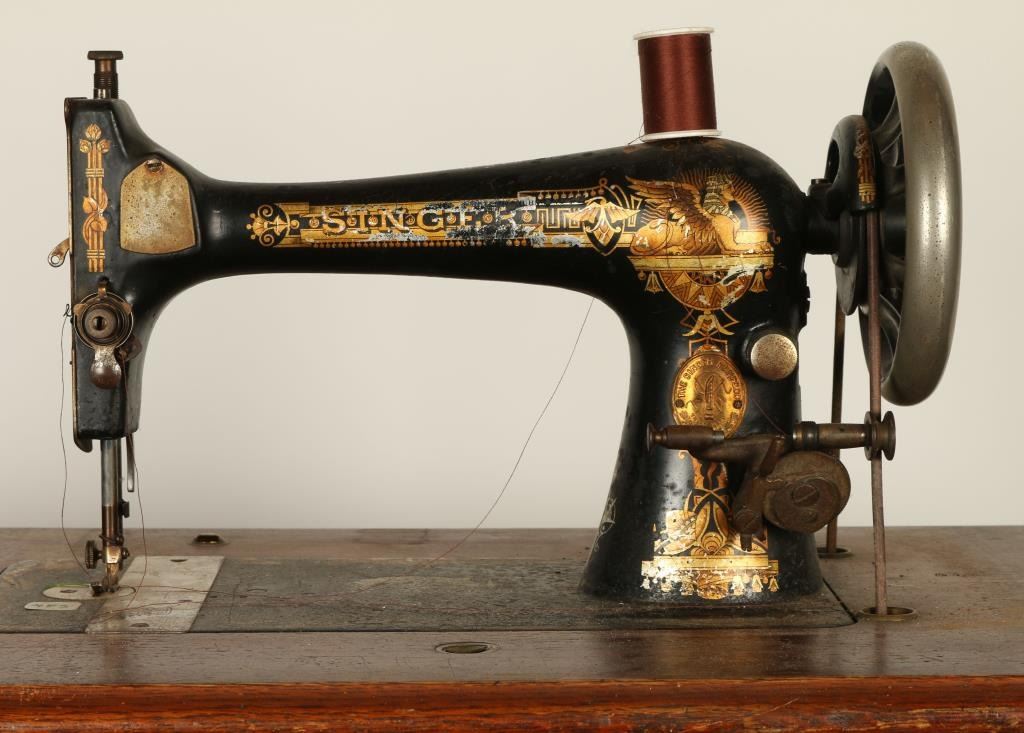 Antique Singer Treadle Sewing Machine