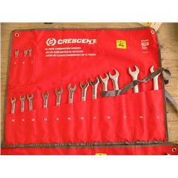 Cresent wrench set -metric