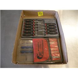 Snap-on picks