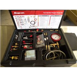 Snap-on master fuel injection pressure guage set