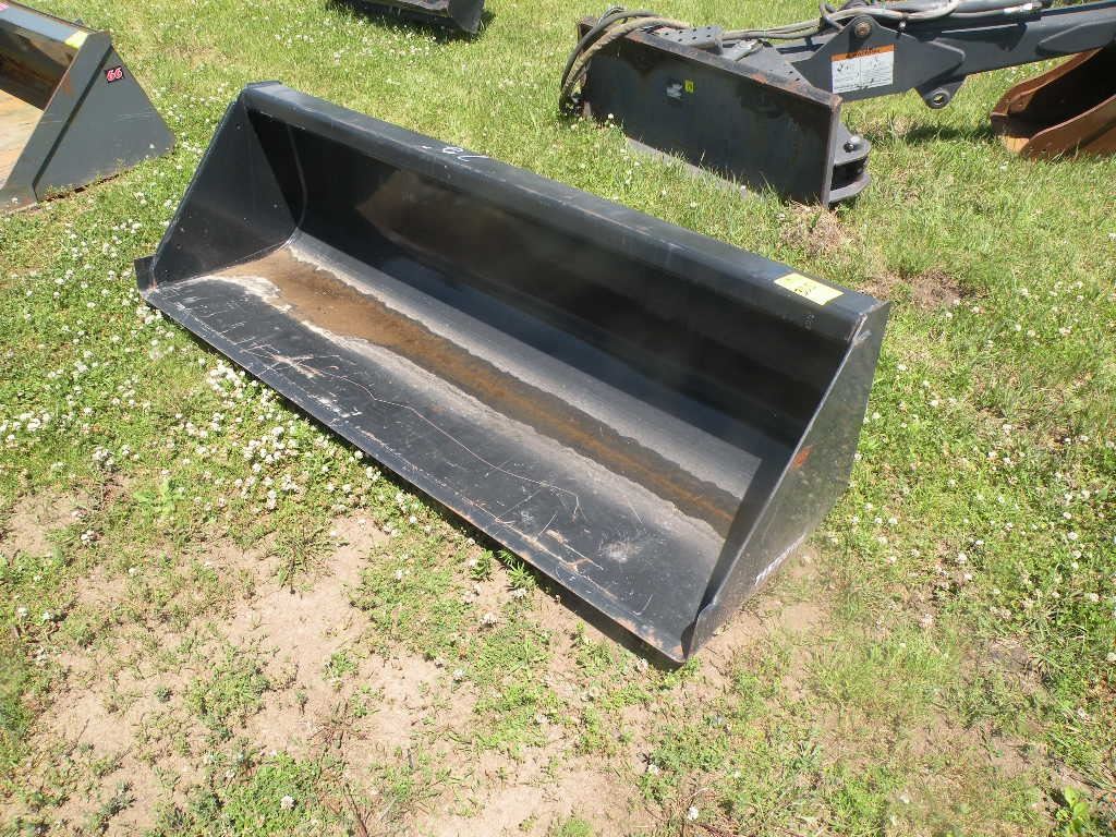 72" dirt bucket for tractor loader