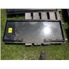 Image 1 : Skidloader receiver tool plate -New