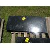 Image 1 : Skidloader receiver tool plate -New