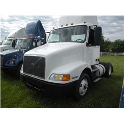 2001 Volvo SN-4V4M39JF91N246358