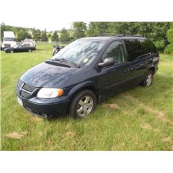 2005 Dodge Grand Caravan SN-2D4GP44L45R334473