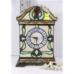 STAINED GLASS STYLE MANTLE CLOCK