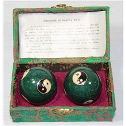 SET OF BAODING BALLS  W/ YIN YANG DESIGN