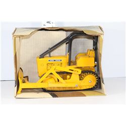ERTL JOHN DEERE CRAWLER DIE CAST WITH REAL RUBBER