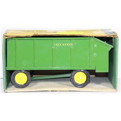 ERTL JOHN DEERE DIE CAST REPLICA FARM EQUIPMENT