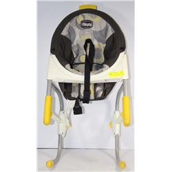 PORTABLE ANYWHERE HIGHCHAIR WITH RUBBERIZED ENDS