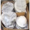Image 1 : BOX OF NEW HARD HATS