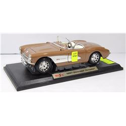 DIE CAST MAISTO 1957 CHEVROLET CORVETTE