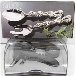 RABBIT CORKSCREW IN BOX (METROKANE) AND STUDIO