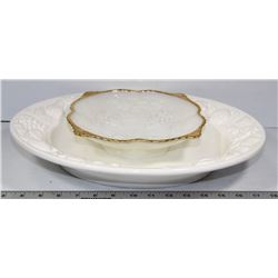 LARGE WHITE GLASS FRUIT PLATTER MOTIVE AND MILK