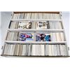 Image 1 : 3200 COUNT BOX OF HOCKEY CARDS