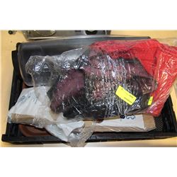 BLACK TRAY WITH CONDIMENT TRAY, LUNCH BAGS, & MORE