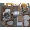 Image 1 : PALLET OF RESTAURANT DISHWARE, INCL. TEAPOTS,