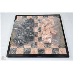 BOX W/COMPLETE MARBLE CHESS SET