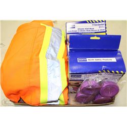 NORTH RESPIRATOR WITH SPARE CARTRIDGES AND