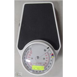 HYDRO SCALE WEIGHING UP TO 350 LBS