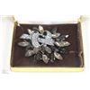 Image 1 : STUNNING RHINESTONE BROACH