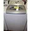 Image 1 : WHIRLPOOL CABRIO 27" GLASS TOP LOAD WASHER