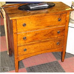 VINTAGE 3 DRAWER DRESSER WITH MIRROR