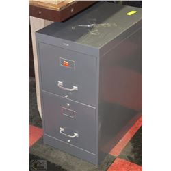 METAL 2 DRAWER FILING CABINET